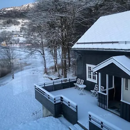 Villa Voss Interlake *